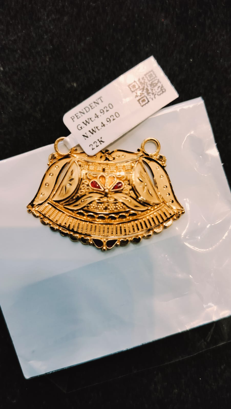 Product#10:&nbsp;Gold locket-10