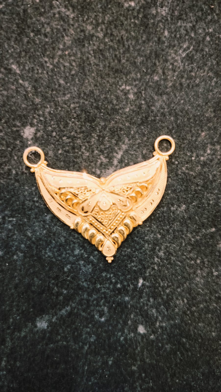 Product#13:&nbsp;Gold locket-13