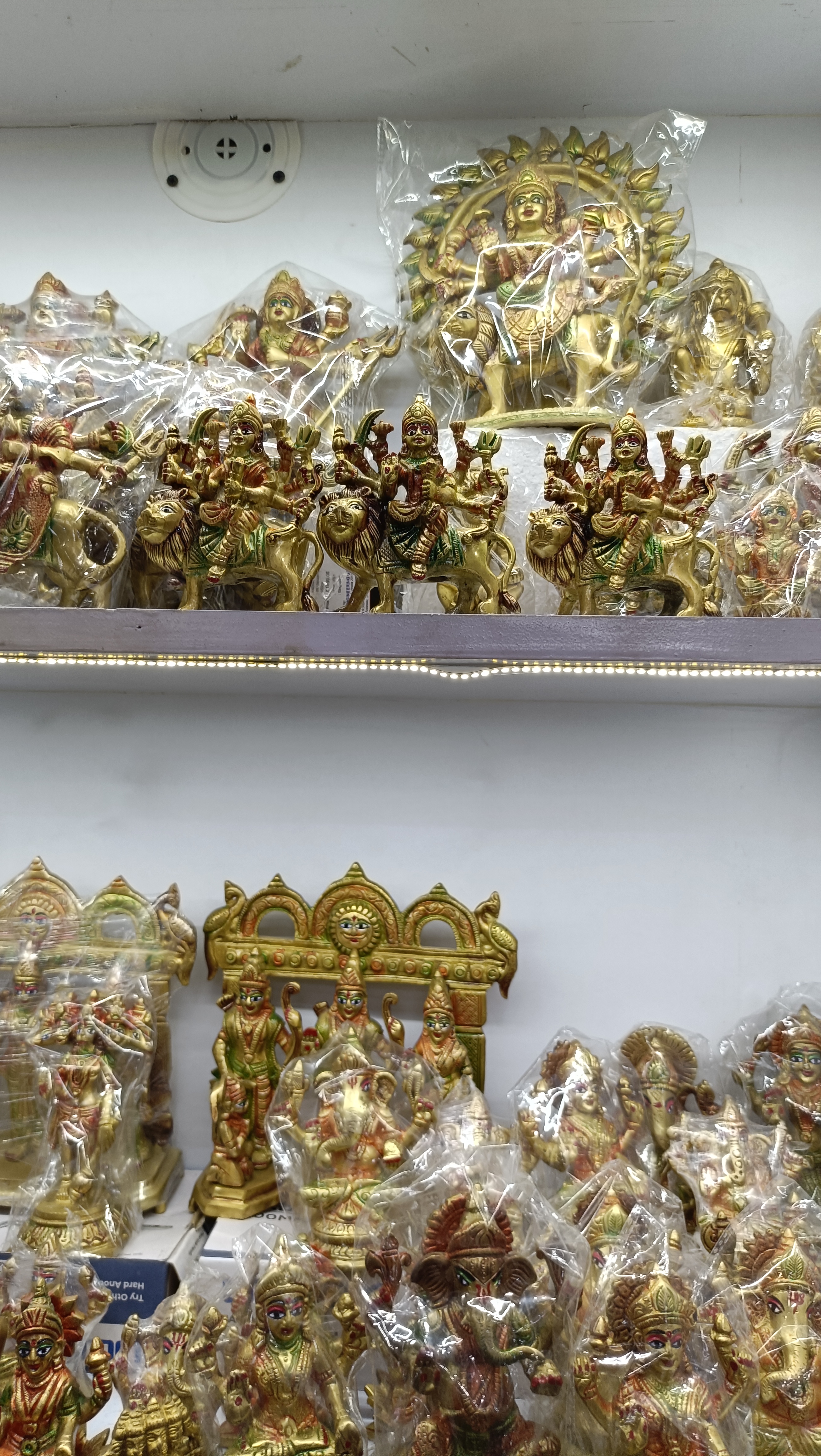 Product#8:&nbsp;Astadhatu ki Murtiya