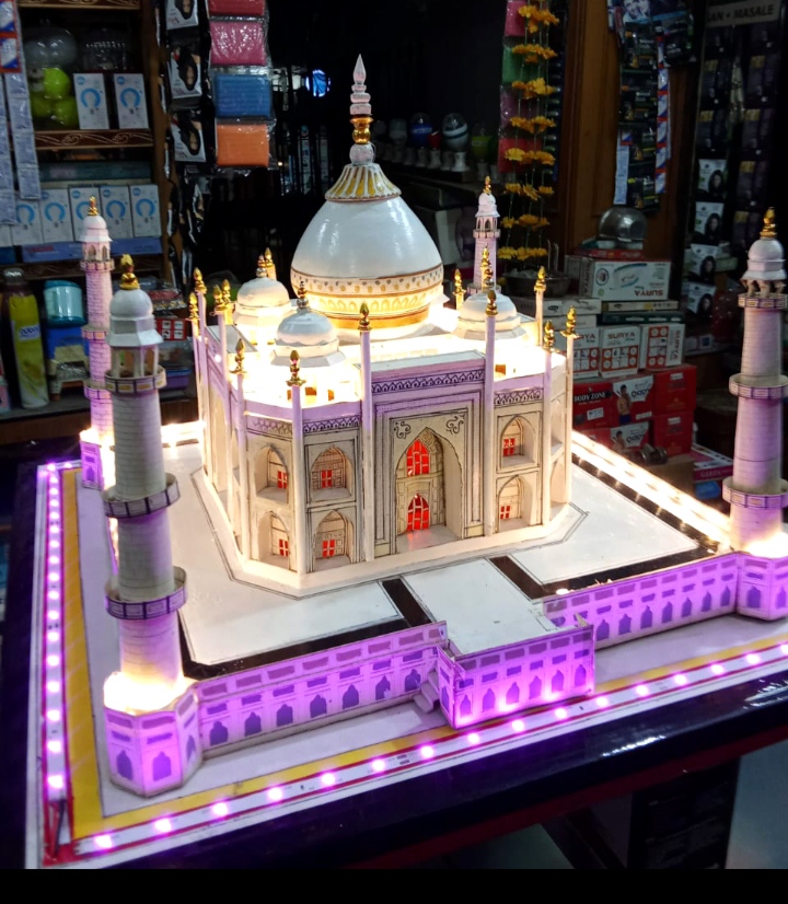 Product#10:&nbsp;Agra Taj Mahal model
